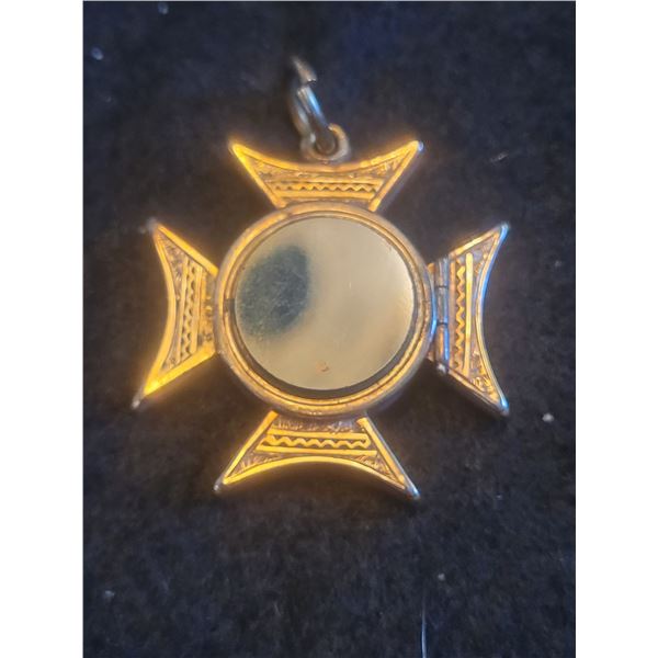 Victorian Maltese Cross 9k Gold Poison Locket A