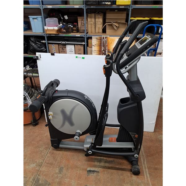 *Nordic Track Elliptical Machine - As Is, Cannot Ship