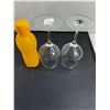 Image 3 : Corelle Dishes, Wine Glasses, Tupperware Bottle
