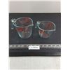 Image 1 : Set of 2 Pyrex Measuring Containers