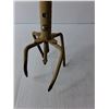 Image 2 : Blue Garden Claw (Cultivator) 38.5" Tall, Cannot Ship