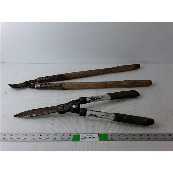 (2) Vintage Branch Trimmers Up to 28" Long, Cannot Ship