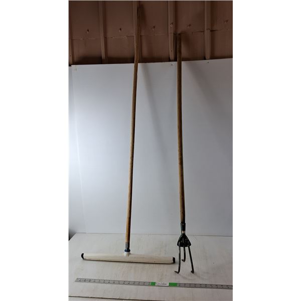 **Squeegee-Cannot Ship