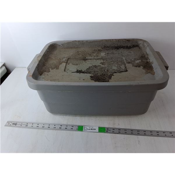 Rubbermaid Plastic Tote, As Is 24" Long x 8.75" Tall x 15.5" Wide