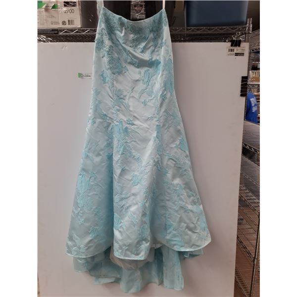 * Studio17 Prom Dress - Size 10 with Matching Halter Top