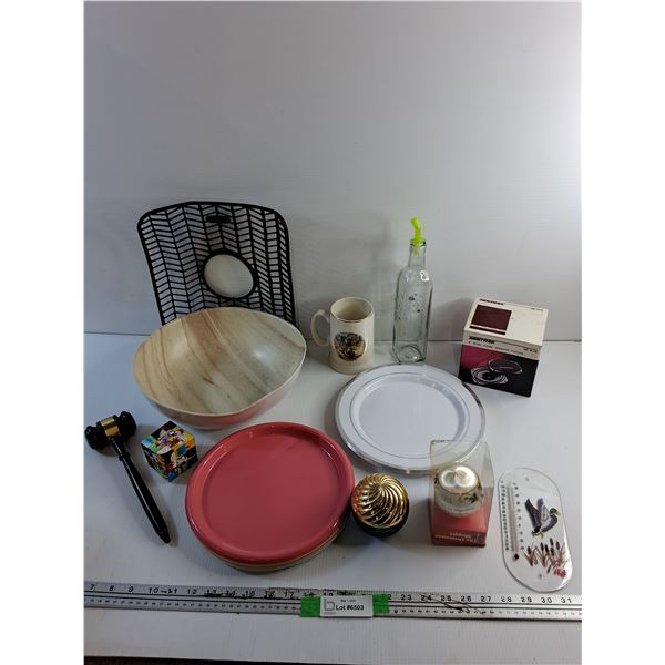 Plastic Bowl, Plates, Dual Cone Speaker System, Thermometer, Beerstein and Misc
