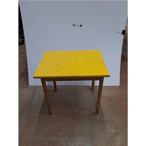 *Kid's Table 23 x 18 x 21" - Cannot Ship