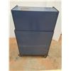 Image 4 : * Metal Tool Crib on Wheels & Some Tools 44" Tall x 27" Wide x 18" Deep, Cannot Ship