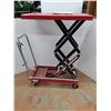 Image 3 : *Dayton Hydraulic Elevating Cart 36" Long x 20" Wide & Up to 51.5" Tall, Canot Ship
