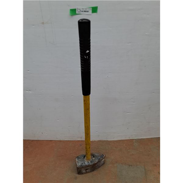 **Wedgehammer, 32" Tall, Cannot Ship