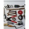 Image 3 : Assorted Tools