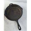 Image 3 : Cabelas 12" Skillet and Unnamed 9" Cast Iron Pan