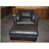 Image 1 : Black Leather Sofa Chair/ottoman