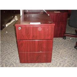 Mahogany Rolling Pedestal