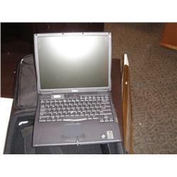 Dell Latitude P111 Laptop/case/docking Station