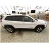 Image 12 : 0E -- 2015 JEEP CHEROKEE, WHITE, 232364 KMS, 4X4