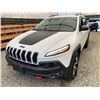 Image 3 : 0E -- 2015 JEEP CHEROKEE, WHITE, 232364 KMS, 4X4