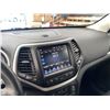 Image 54 : 0E -- 2015 JEEP CHEROKEE, WHITE, 232364 KMS, 4X4