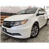 Image 1 : 0M - 2015 HONDA ODYSSEY, WHITE, 228652 KMS, FRONT WHEEL DRIVE