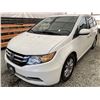 Image 2 : 0M - 2015 HONDA ODYSSEY, WHITE, 228652 KMS, FRONT WHEEL DRIVE