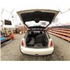Image 41 : 6 -- 2006 MINI COOPER, WHITE, 192706 KMS, FRONT WHEEL DRIVE