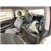 Image 47 : 6 -- 2006 MINI COOPER, WHITE, 192706 KMS, FRONT WHEEL DRIVE