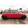 Image 11 : 9 -- 2005 MINI COOPER, RED, 187359 KMS, FRONT WHEEL DRIVE