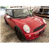 Image 9 : 9 -- 2005 MINI COOPER, RED, 187359 KMS, FRONT WHEEL DRIVE
