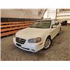 Image 2 : 12 -- 2002 NISSAN MAXIMA GLE, WHITE, 269455 KMS, FRONT WHEEL DRIVE
