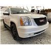 Image 8 : 127 -- 2009 GMC YUKON, WHITE, 269088 KMS, 4X4