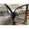 Image 37 : 104 -- 2005 CHEVROLET EQUINOX LT, GREY, 201277 KMS, ALL WHEEL DRIVE