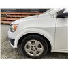 Image 31 : 2 -- 2014 CHEVROLET SONIC, WHITE, 267604 KMS, FRONT WHEEL DRIVE "NO RESERVE"