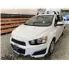 Image 3 : 2 -- 2014 CHEVROLET SONIC, WHITE, 267604 KMS, FRONT WHEEL DRIVE "NO RESERVE"