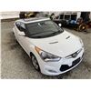 Image 10 : 18 -- 2012 HYUNDAI VELOSTER, WHITE, 213811 KMS, FRONT WHEEL DRIVE