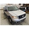 Image 10 : 156 -- 2006 FORD F150 SUPER CREW, SILVER, 273650 KMS, 4X4 "NO RESERVE"