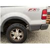 Image 29 : 156 -- 2006 FORD F150 SUPER CREW, SILVER, 273650 KMS, 4X4 "NO RESERVE"