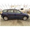 Image 11 : 19 -- 2006 TOYOTA MATRIX, BLUE, 223807 KMS, FRONT WHEEL DRIVE