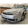 Image 1 : 28 -- 2011 FORD FOCUS, SILVER, 118006 KMS, FRONT WHEEL DRIVE