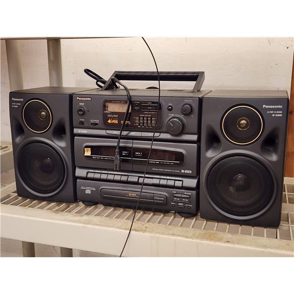 600 -- PANASONIC PLATINUM BOOMBOX