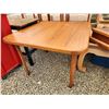 Image 1 : 602 -- PINE TABLE WITH 6 CHAIRS AND 2 LEAVES
