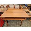 Image 3 : 602 -- PINE TABLE WITH 6 CHAIRS AND 2 LEAVES