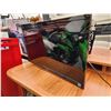 Image 1 : 612 -- TOSHIBA TV WITH REMOTE AND WALL MOUNT