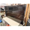 Image 1 : 617 -- LG TV WITH REMOTE AND WALL MOUNT