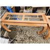 Image 1 : 621 -- LIGHT PINE TABLE SET OF THREE WITH GLASS TOP PIECES
