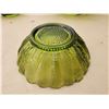 Image 2 : 629 -- VINTAGE INDIANA GREEN GLASS SUNFLOWER BOWLS