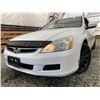 Image 2 : 29 -- 2007 HONDA ACCORD, WHITE, 314468 KMS, FRONT WHEEL DRIVE