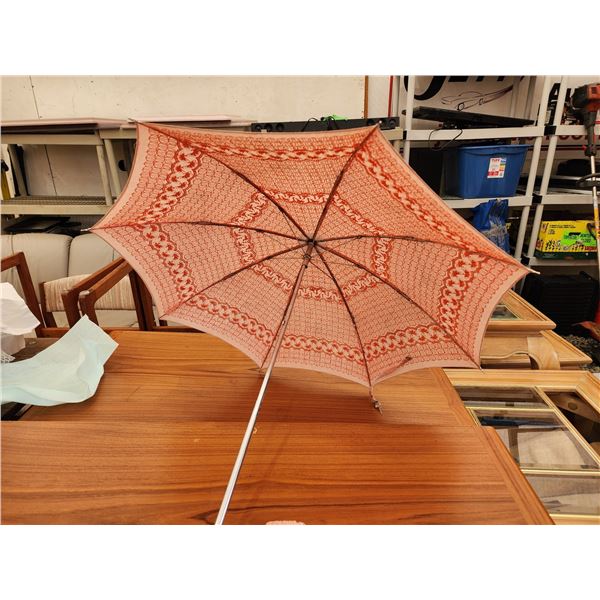 641 -- LACE PARASOL AND COLLECTON OF FAKE PLANTS AND DECORATIVE PLANTERS