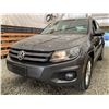 Image 2 : 0L -- 2015 VOLKSWAGEN TIGUAN, GREY, 196153 KMS, ALL WHEEL DRIVE