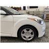 Image 25 : 18 -- 2012 HYUNDAI VELOSTER, WHITE, 213811 KMS, FRONT WHEEL DRIVE