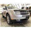 Image 8 : 108 -- 2009 LINCOLN MKX, SILVER, 257770 KMS, ALL WHEEL DRIVE